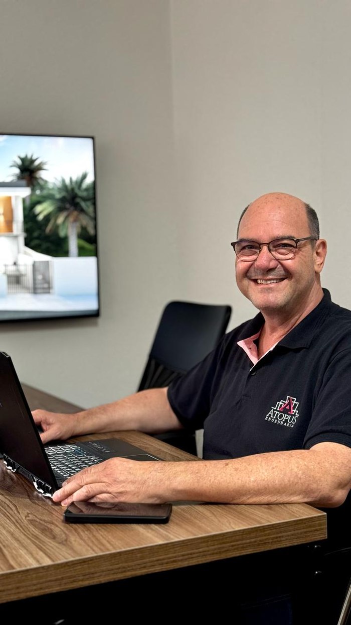 Silvestre, sócio-fundador e engenheiro civil da Atopus Engenharia